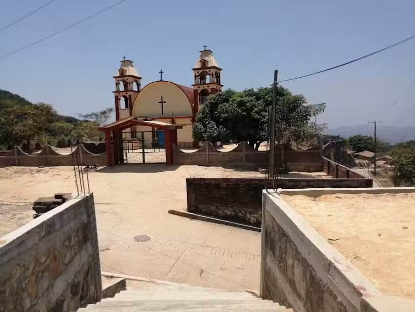 Iglesia de la Pur&iacute;sima Concepci&oacute;n de Mar&iacute;a, La Angostura, Gro.