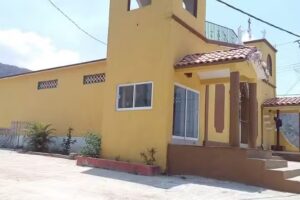 Iglesia De La Santa Cruz