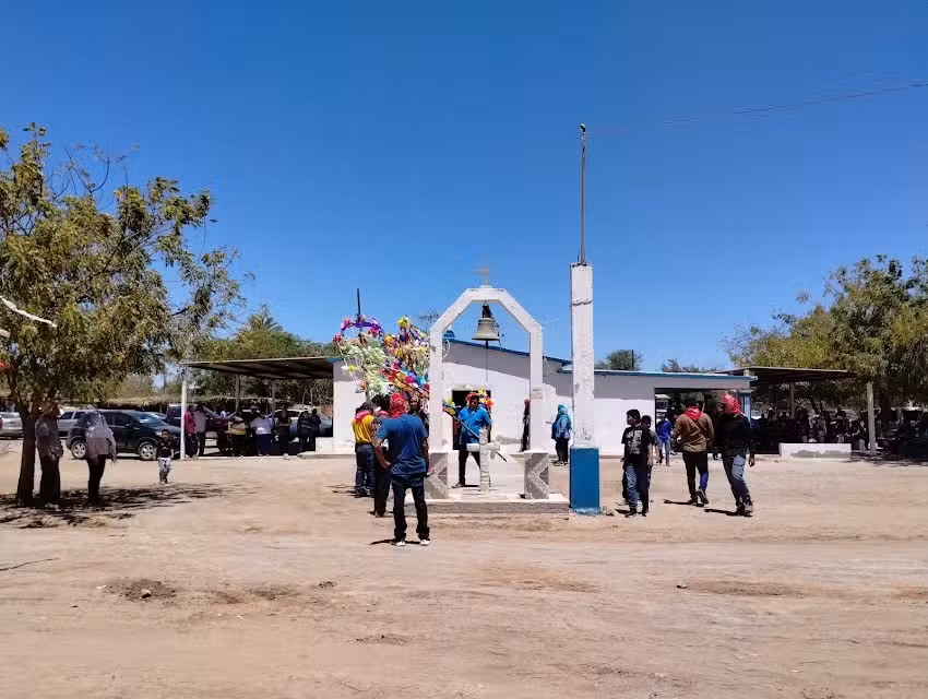 Iglesia de la Santa Cruz, Moroncarit