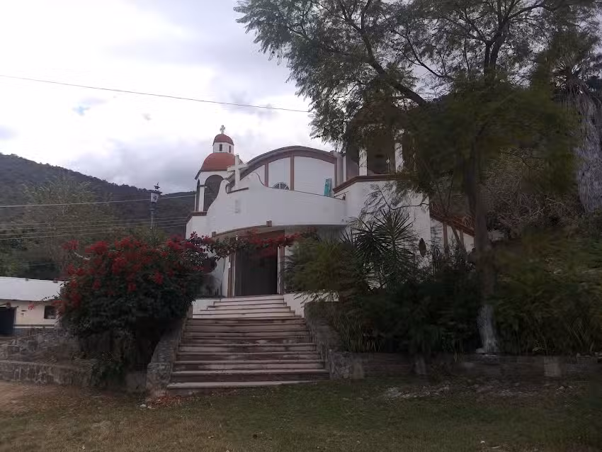 IGLESIA DE LA VIRGEN DE GUADALUPE