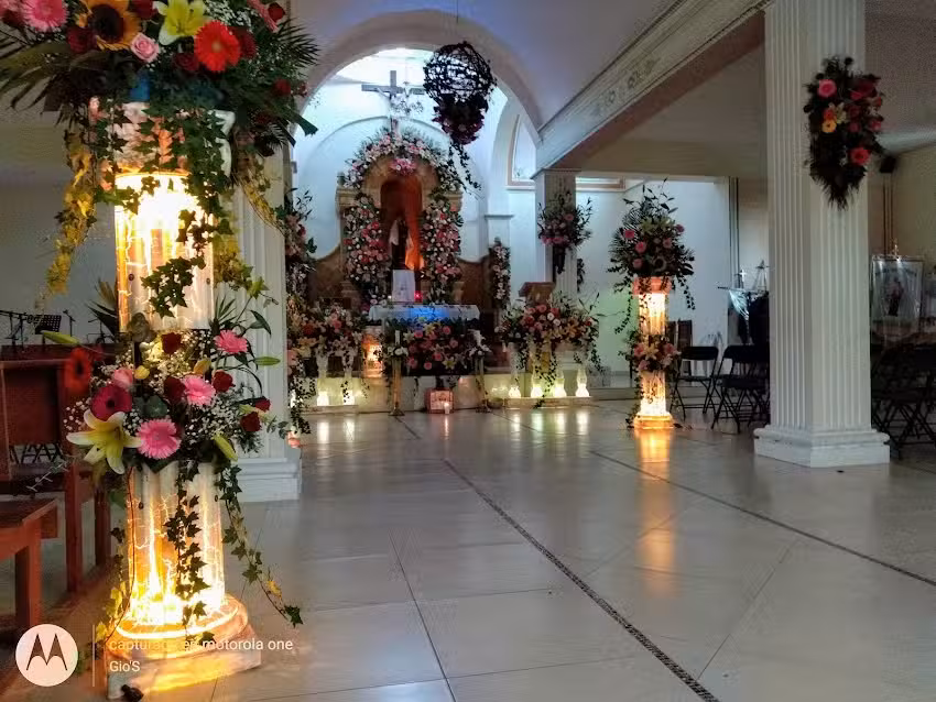 Iglesia De Ojo de Agua de Espejo