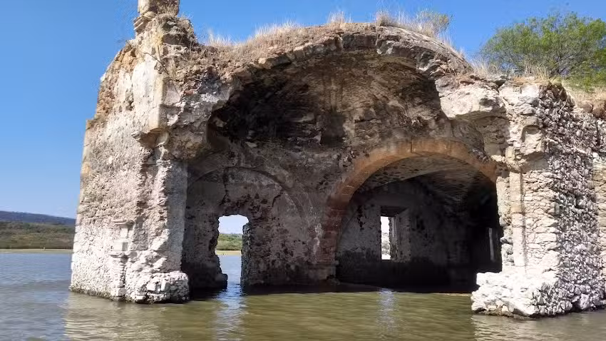 Iglesia de Puruag&uuml;ita