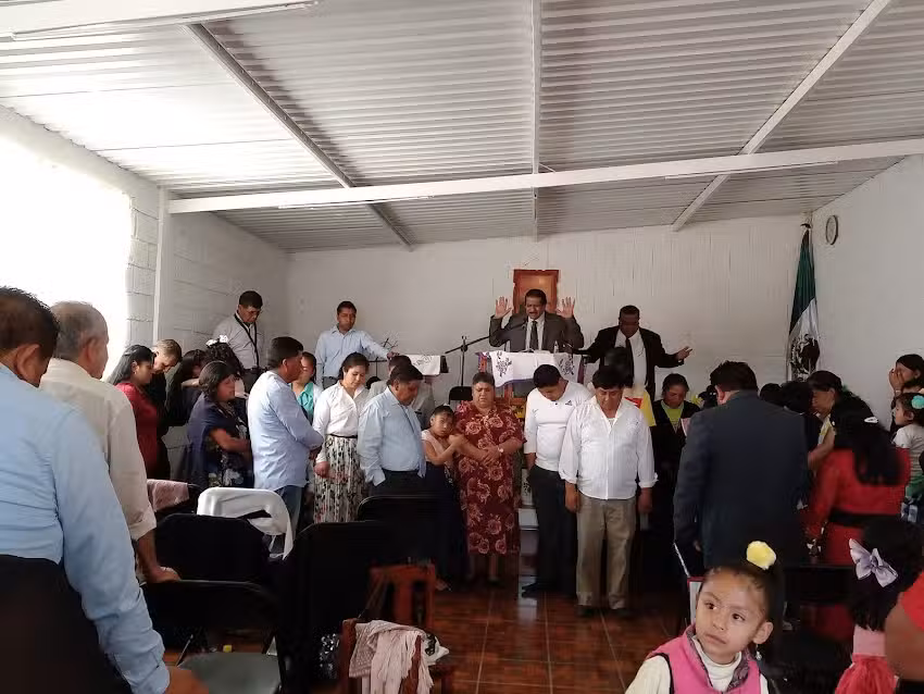 Iglesia de Restauraci&oacute;n Familiar El Shaday