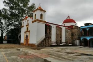 Iglesia de San Andr&eacute;s Ixtlahuaca