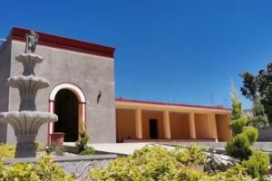 Iglesia de San Crist&oacute;bal. Primera secci&oacute;n.