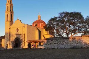 Iglesia de San Gabriel Azteca