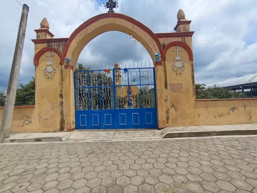 Iglesia de San Mart&iacute;n Zacatempa