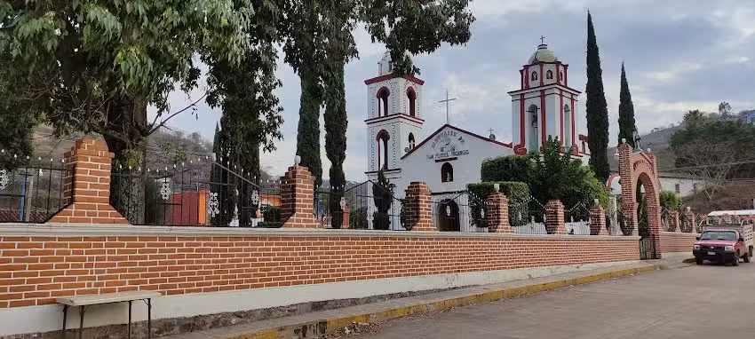 IGLESIA DE SAN MIGUEL ARCANGEL