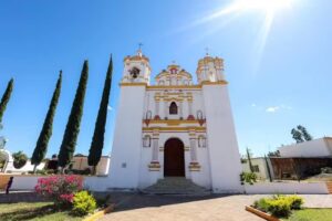 Iglesia De San Miguel Arc&aacute;ngel (EST.sXVIII)