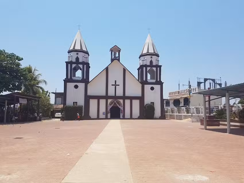 Iglesia de San Miguel Arcangel Tonala
