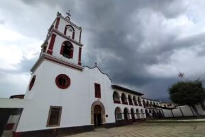 Iglesia de San Pedro Apostol