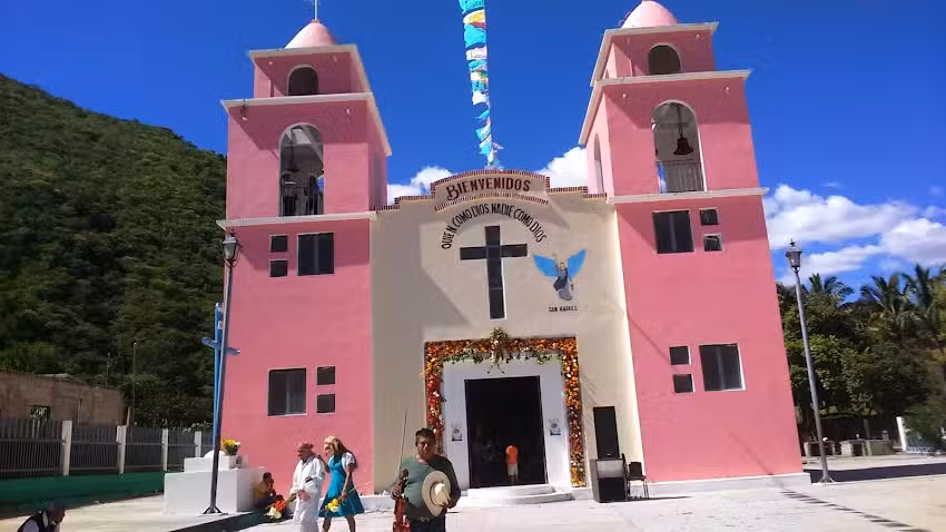 Iglesia de San Rafael Arcangel Tecoanapa
