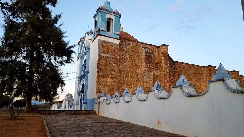 Iglesia De Santa Catarina Quian&eacute;