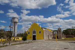 Iglesia De Yaxkukul