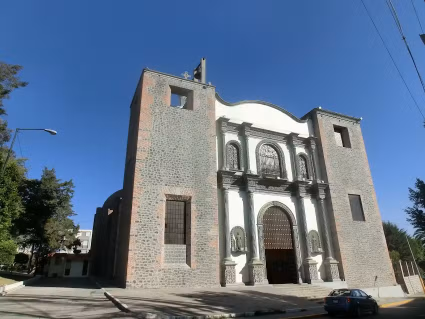 Iglesia del Cielo (Parroquia de Nuestra Se&ntilde;ora del Sagrado Coraz&oacute;n)