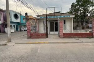 Iglesia del Dios vivo columna y apoyo de la verdad La Luz del Mundo Lázaro Cárdenas