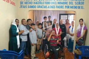 Iglesia del DIOS VIVO columna y apoyo de la verdad (Timoteo 3:15)