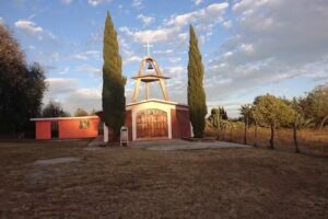Iglesia El Potrero UCAREO MICHOACAN