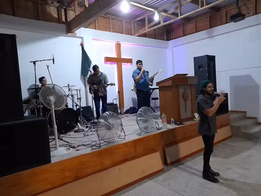 IGLESIA EMANUEL ( DEL NUEVO PACTO)