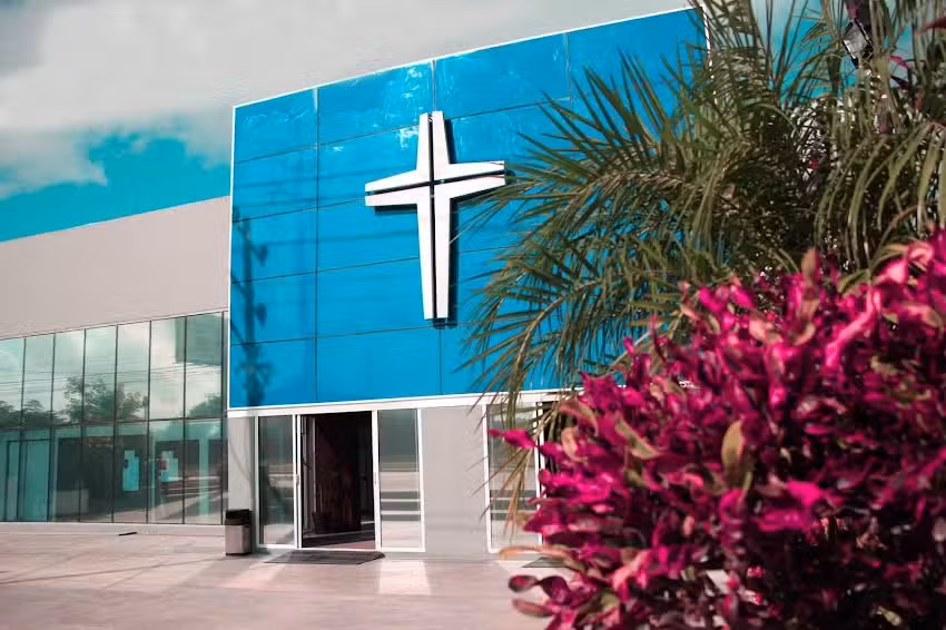 Iglesia &Eacute;xito Familiar