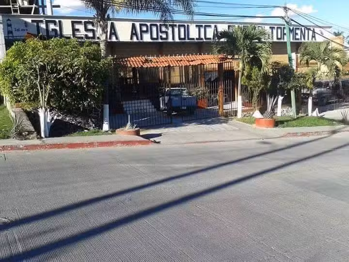 Iglesia Faro en la Tormenta
