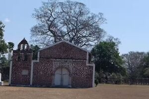 Iglesia Franciscana “San Pedro Y San Pablo”