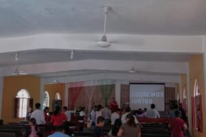 IGLESIA FUENTE casa para todos