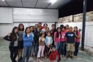 Iglesia Fuente de Vida Cecilio Chi