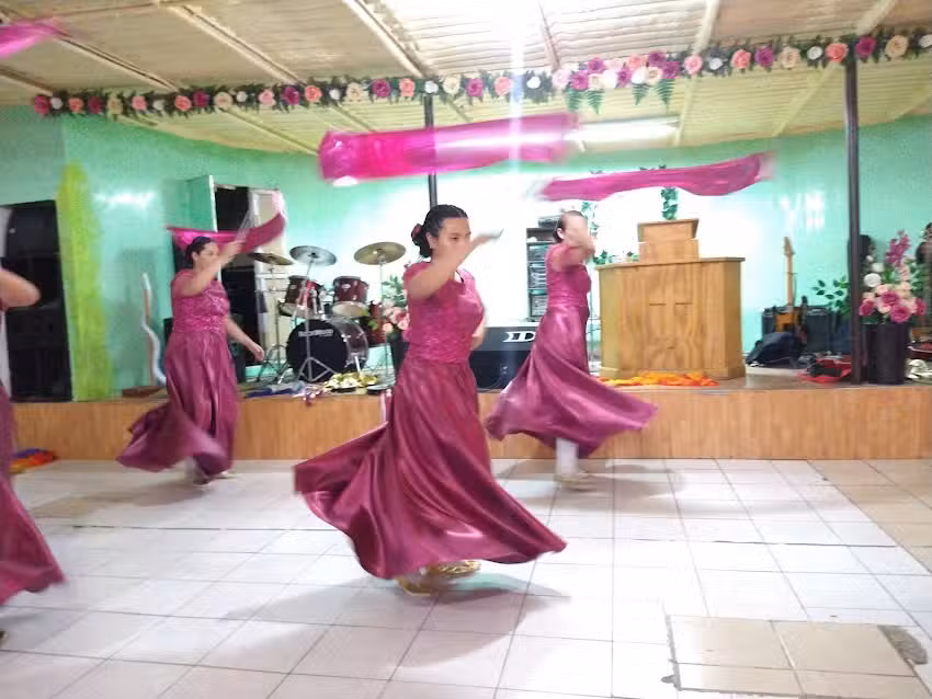 Iglesia &ldquo;Hay una soluci&oacute;n&rdquo;