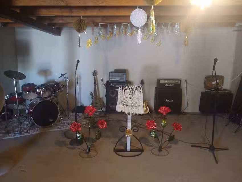 Iglesia Jehova Todo Poderoso Reina