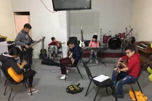 IGLESIA JESUCRISTO ES LA ROCA