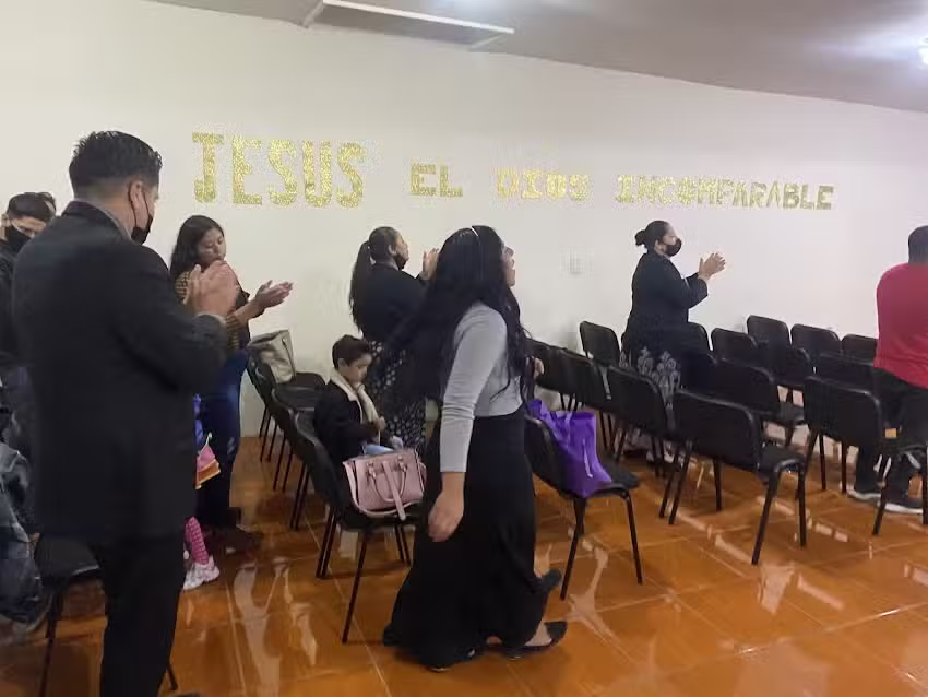 Iglesia Jes&uacute;s el Dios Incomparable