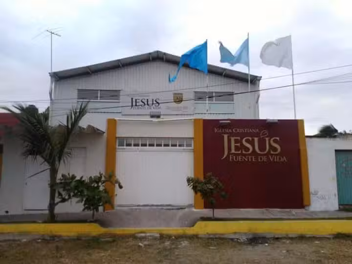 Iglesia Jes&uacute;s Fuente de Vida Asambleas de Dios