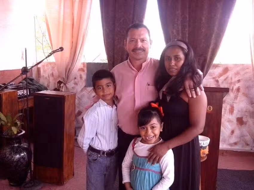 Iglesia Jes&uacute;s Sana y Salva