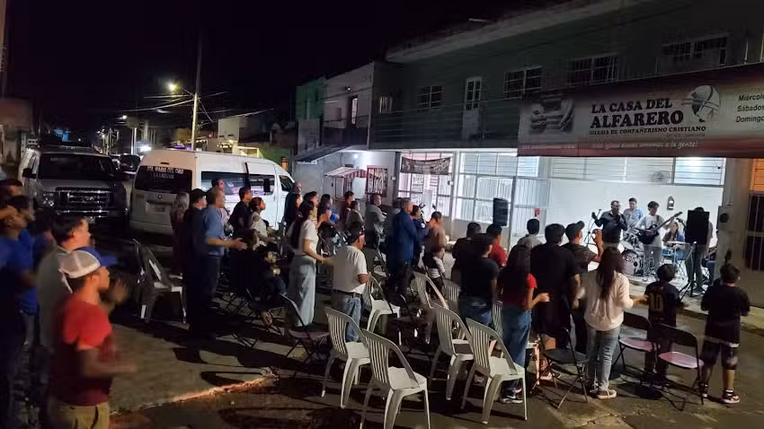 IGLESIA LA CASA DEL ALFARERO COMPOSTELA.