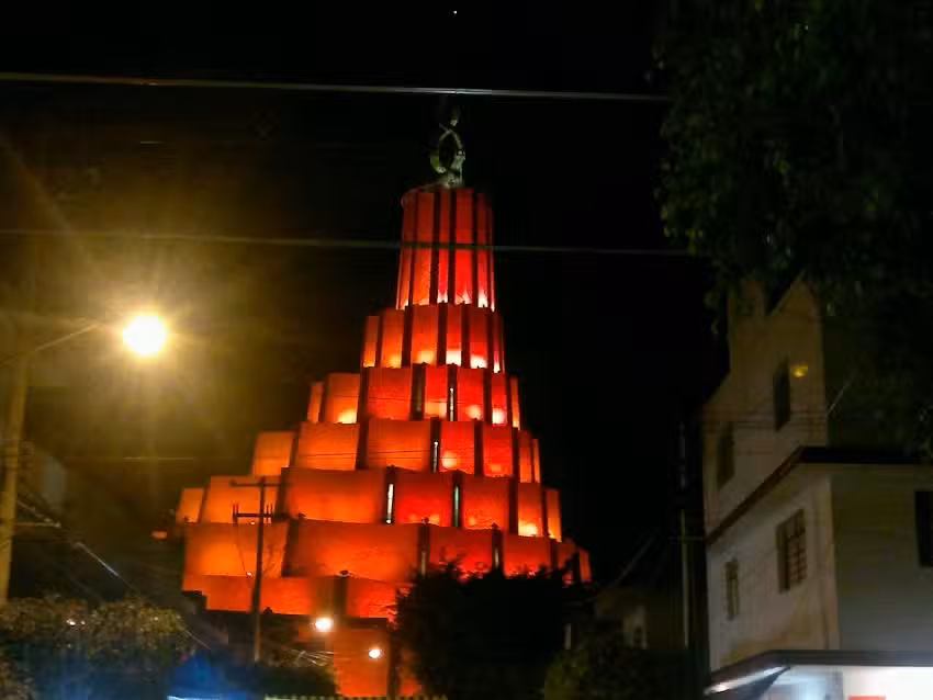 IGLESIA LA LUZ DEL MUNDO