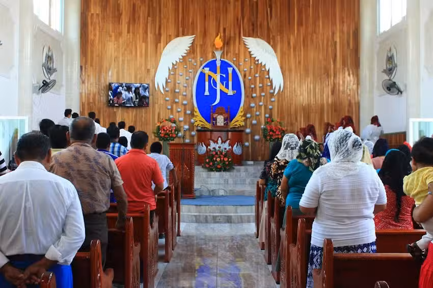 IGLESIA LA LUZ DEL MUNDO