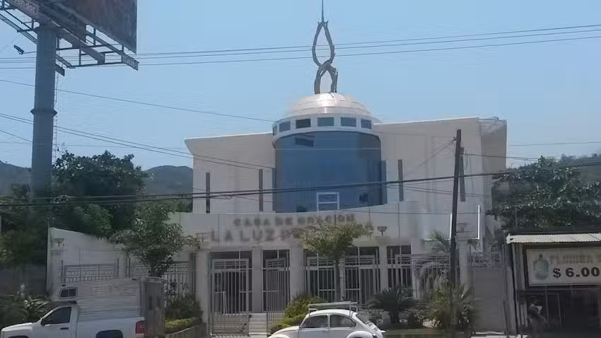 IGLESIA LA LUZ DEL MUNDO