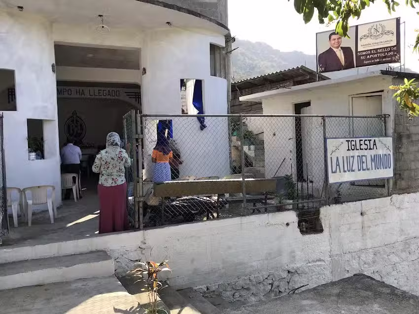 IGLESIA LA LUZ DEL MUNDO