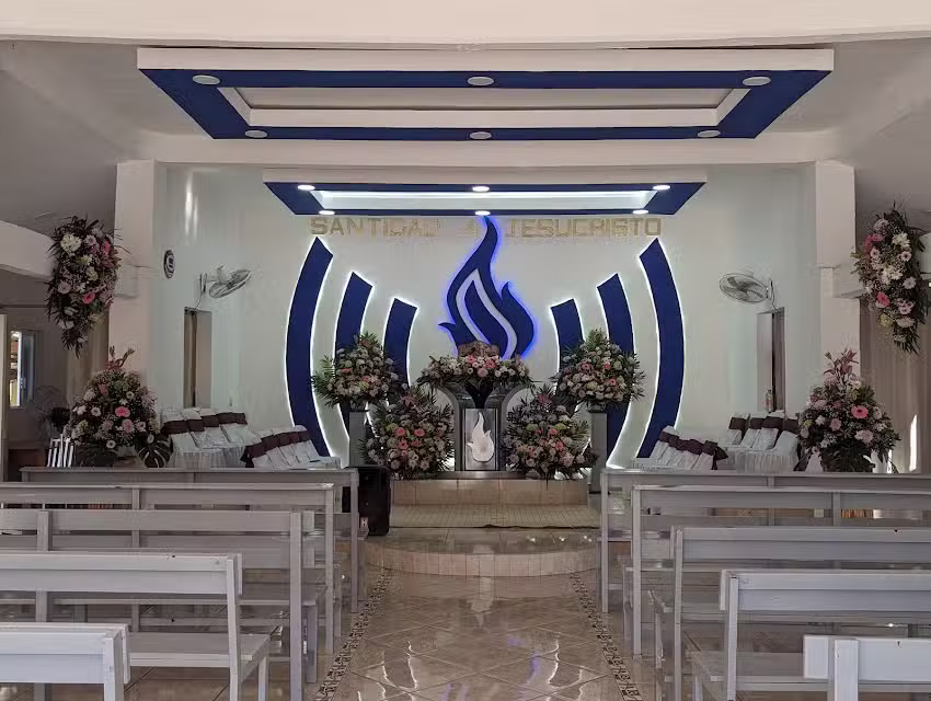 IGLESIA LA LUZ DEL MUNDO
