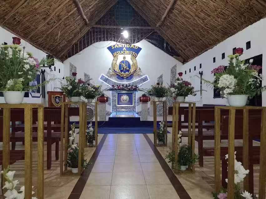 IGLESIA LA LUZ DEL MUNDO