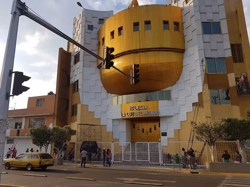 IGLESIA LA LUZ DEL MUNDO