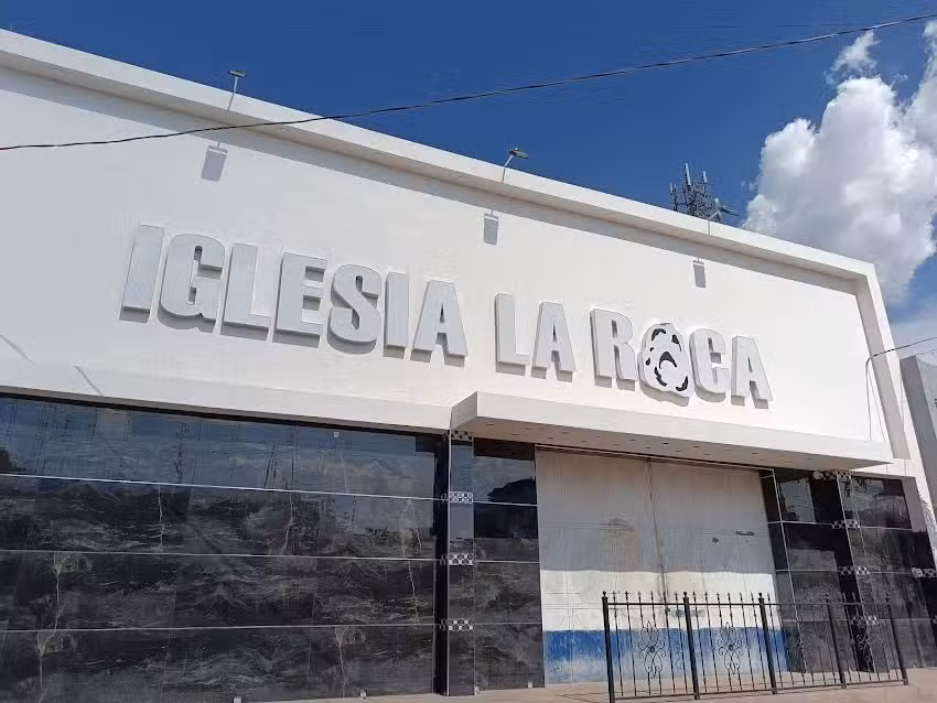 Iglesia La Roca