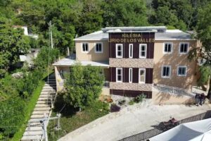 Iglesia Lirio de Los Valles