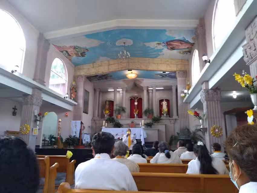 Iglesia Lomas de San Esteban