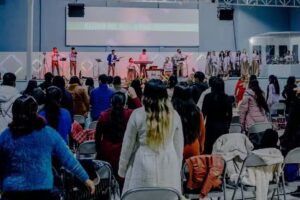 Iglesia Ministerios Elohim Casa Del Padre