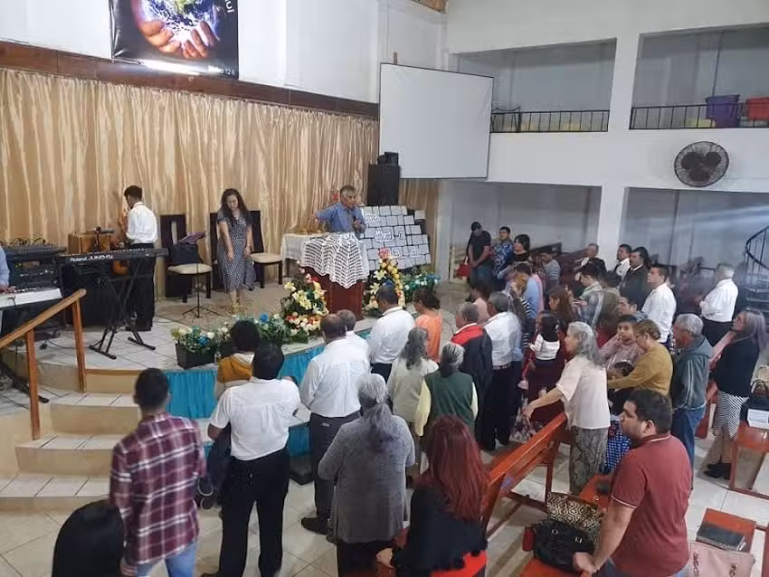 Iglesia Monte De Los Olivos Asambleas de Dios