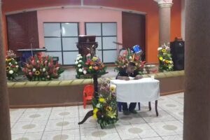 IGLESIA MONTE SINAI TEMPLO &ldquo;EL CANDELERO DE ORO&rdquo;