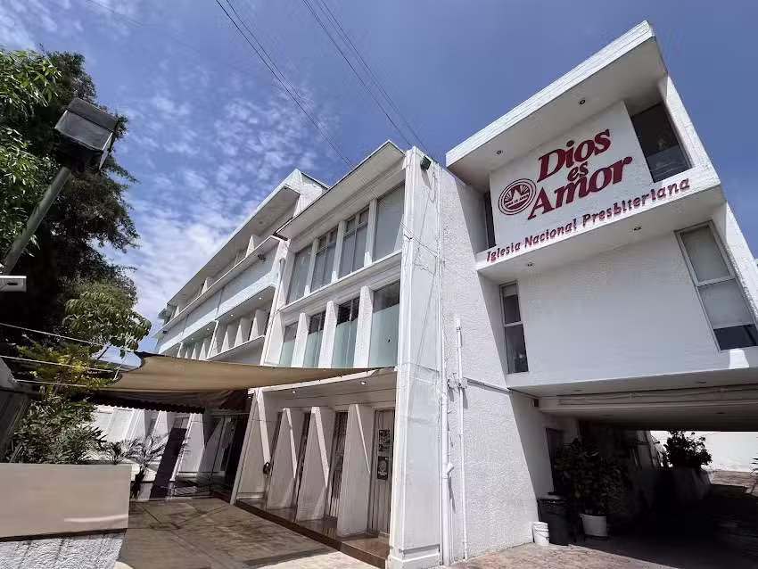 Iglesia Nacional Presbiteriana &ldquo;Dios Es Amor&rdquo;