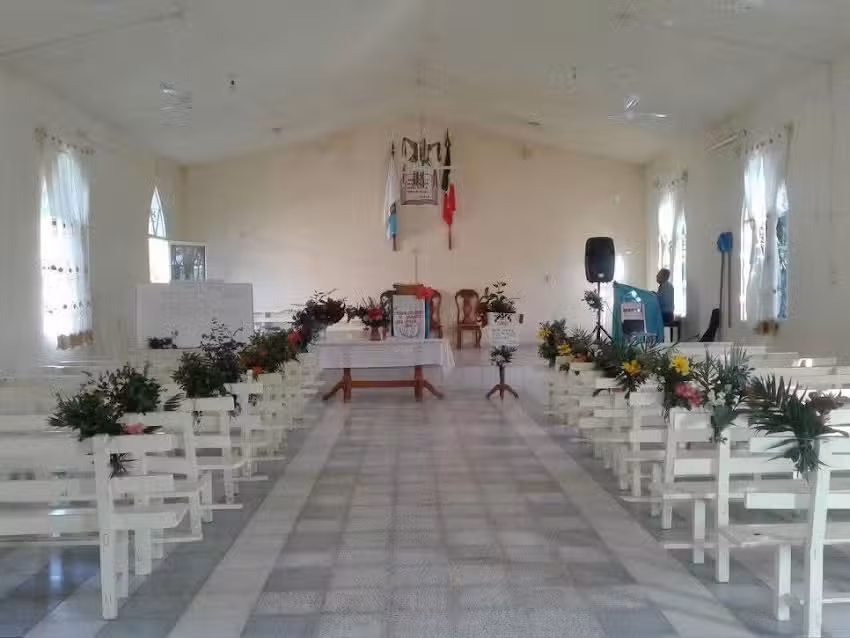 IGLESIA NACIONAL PRESBITERIANA El DIVINO REDENTOR